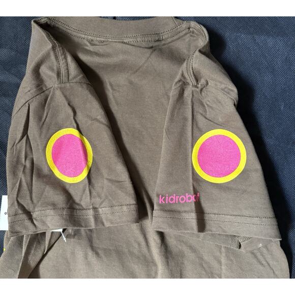 Vintage KidRobot Baby Tee T-shirt Womens Size Small KTR Medala Graphic artsy - Picture 3 of 7